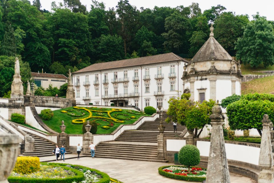 From Porto: Braga and Guimarães Full-Day Trip - Return to Porto