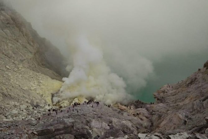 From Surabaya / Malang: Mt Bromo Sunrise - Ijen Blue Fire 3D2N - Tour Logistics and Policies