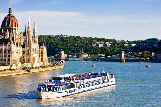 Full Day 7 Hours Private Budapest City Tour With Lunch and Cruise - 70-Minute Danube River Cruise