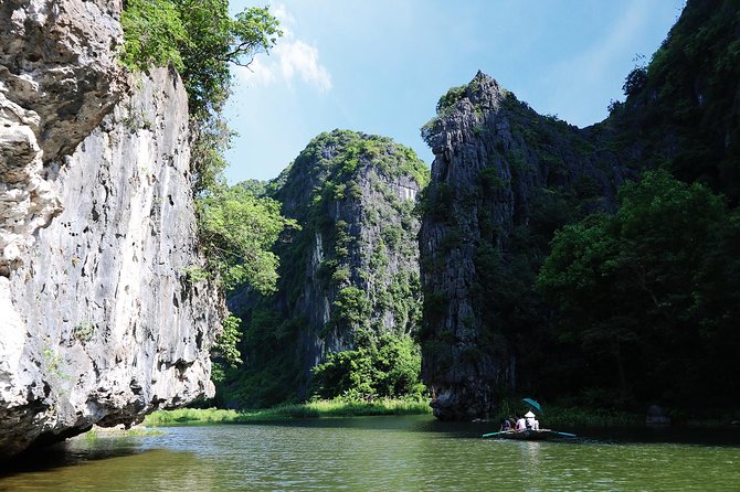 Hoa Lu - Tam Coc - Ninh Binh, Cycling, Local Family Visit, Small Group Tour - Pick-up and Drop-off