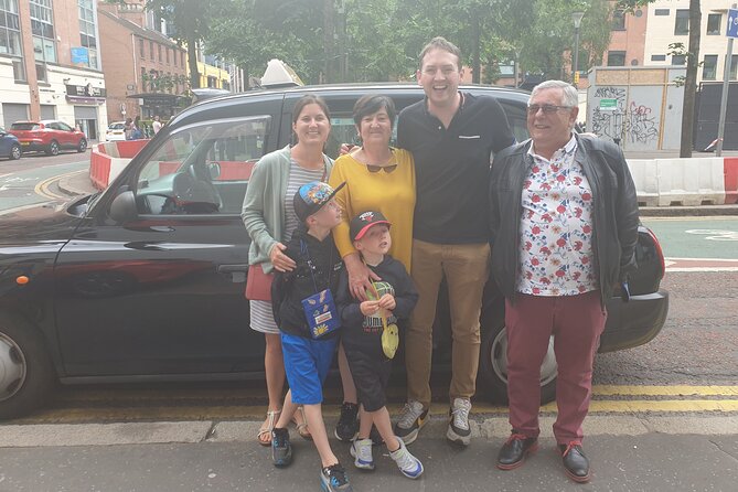 Iconic Belfast Black Cab Tour - Visiting Crumlin Road Gaol