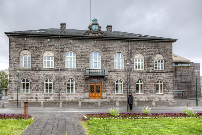 Keflavik International Airport Private Transfer - Timely Arrival Guarantee