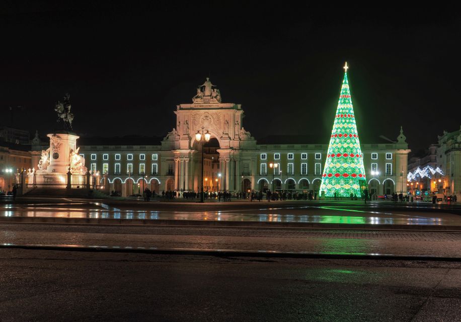 Lisbon: Tagus River New Years River Boat Cruise - Breath in the Fresh Air