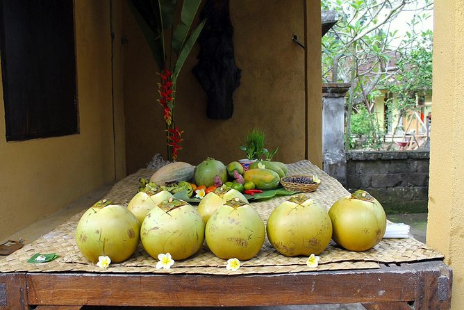 Local Market Tour and Traditional Balinese Cooking Class With a Family in Ubud - Confirmation and Cancellation Policy