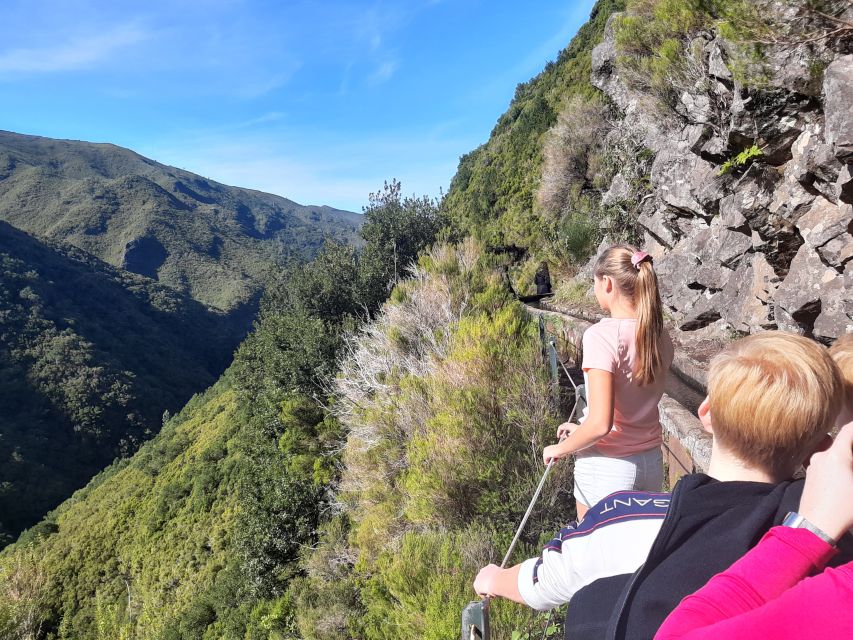 Madeira: Private Walking Tour of Levada Das 25 Fontes PR6 - Tour Duration