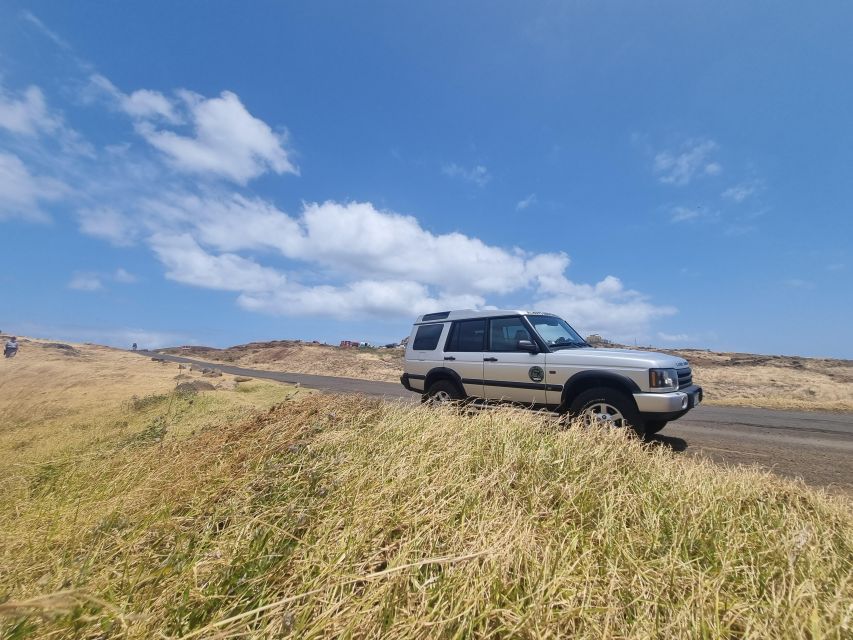 Madeira : Santana, Pico Arieiro, Walk Full Day 4x4 Jeep Tour - Tour Description