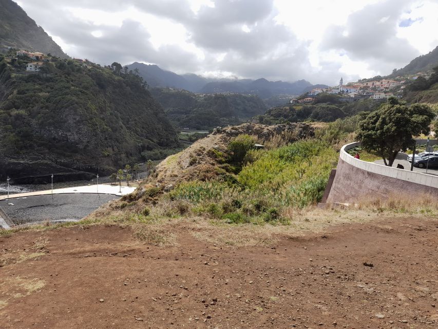 Madeira: West and East Madeira Tour With Snacks and Drinks - Swimming in Porto Moniz