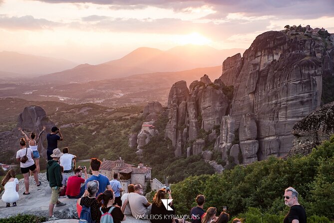 Majestic Sunset on Meteora Rocks Tour - Local Agency - Group Size