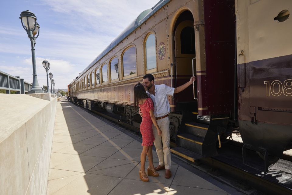 Napa Valley Wine Train: Gourmet Express Lunch or Dinner - Seasonally Rotating Menu Selections