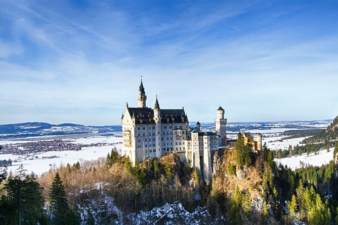 Neuschwanstein Castle Tour With Skip the Line From Hohenschwangau - Picturesque Lake Alpsee and Marys Bridge