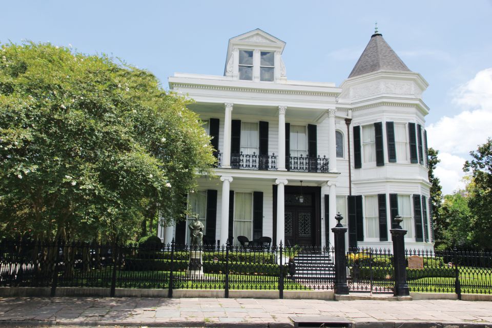 New Orleans: 2.5-Hour City & Cemetery Tour by Bus - Tour Duration