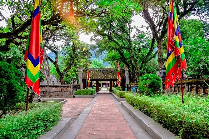 Ninh Binh Tour: Deluxe & Small Group Tam Coc Hoa Lu - Boat, Biking, Buffet Lunch - Vietnamese Cuisine