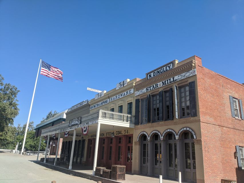 Old Sacramento Self-Guided Scavenger Hunt Walking Tour - Tower Bridge Crossing