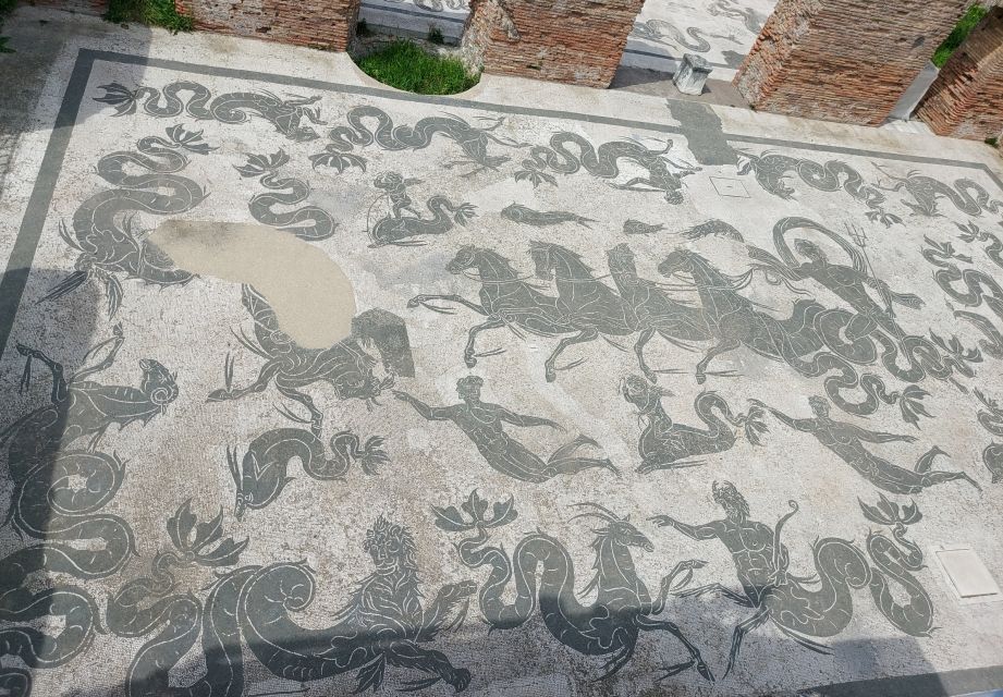 Ostia Antica: Archaeological Guided Private Tour - Explore the Decumanus Maximus