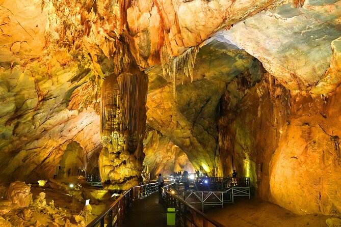 Paradise Phong Nha Caves From Dong Hoi City - Transportation and Meals