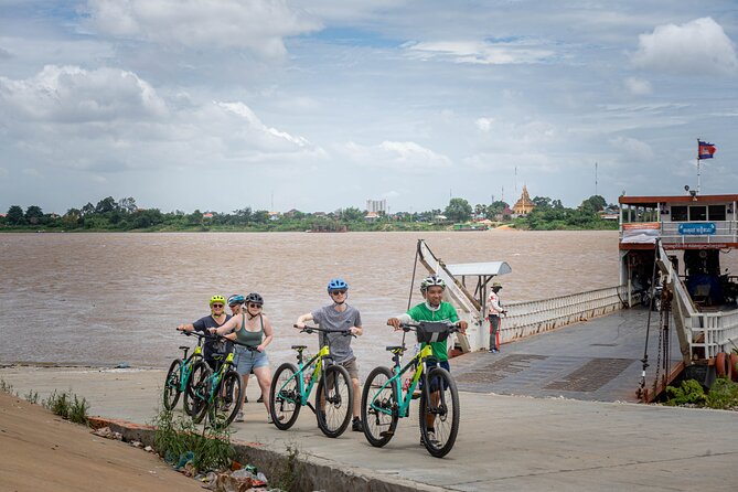 Phnom Penh: Cycle the Silk Island - Haft Day Tour - Concluding the Experience