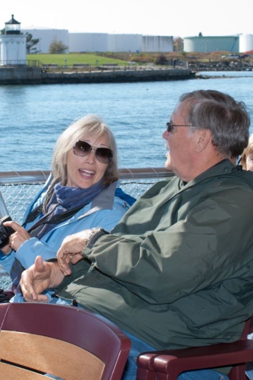 Portland: Best of Maine Lighthouse Scenic Cruise - Onboard Amenities