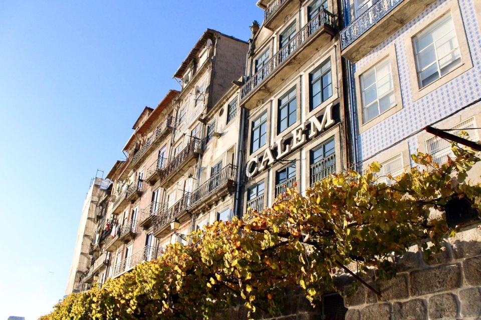 Porto: Guided Walking Tour and Lello Bookshop - Know Before You Go