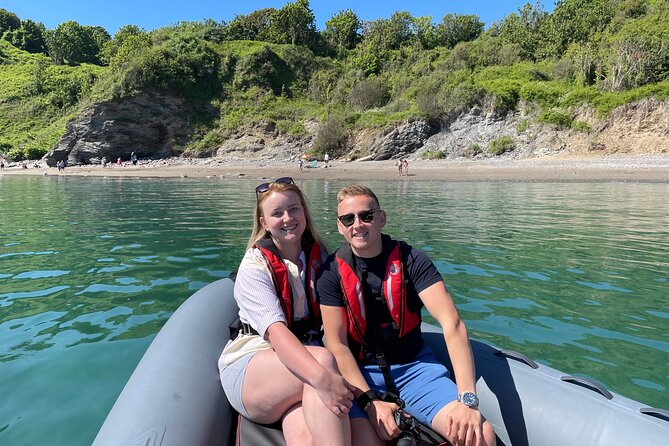 Private Coastal Boat Tour in Torquay - Recommended Attire for the Tour