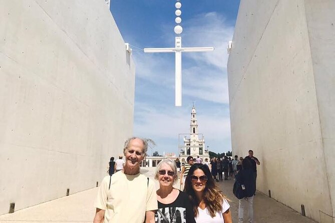 Private Tour to Fatima, Monastery of Batalha, Nazaré and Óbidos - Discovering Nazare and Obidos