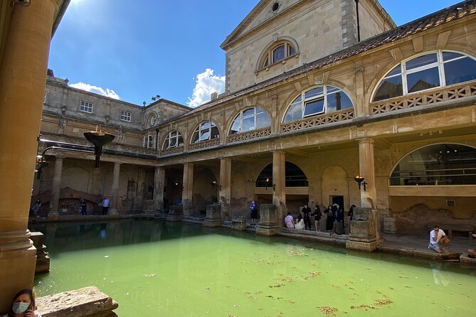 Private Windsor Castle, Stonehenge, The City of Bath Day Tour - Discovering Bath