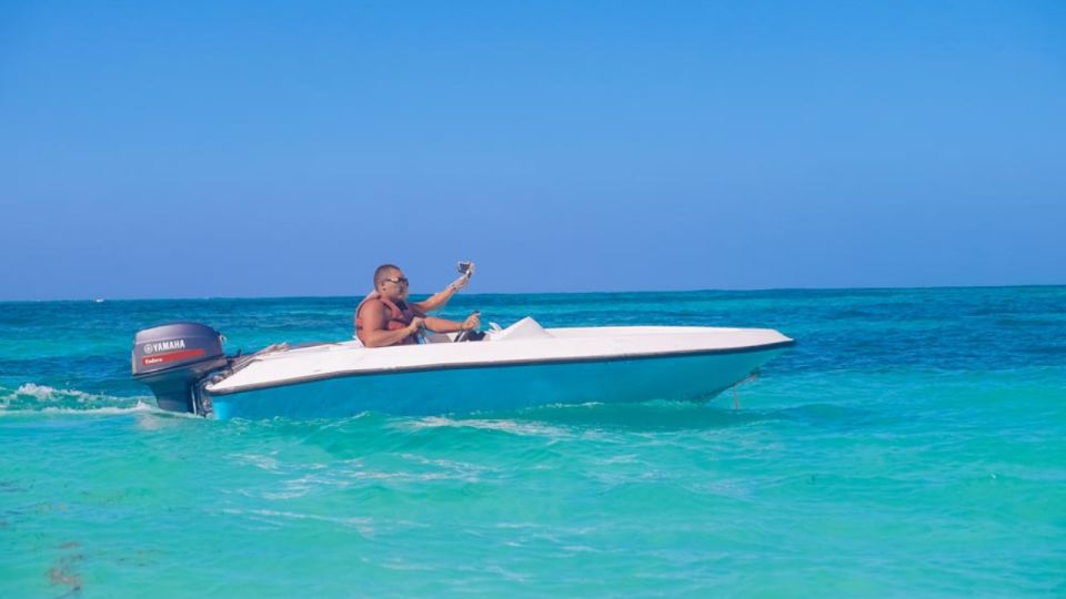 Punta Cana: Guided Speedboat Experience on the Coast - Scenic Destinations