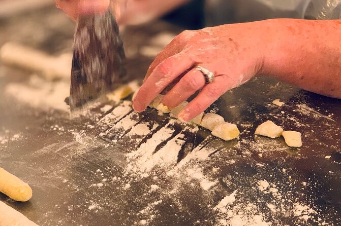 Rome Cooking: Pasta & Tiramisu Making, Free-Flowing Fine Wine - Booking, Cancellation, and Reviews