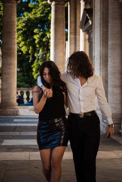 Rome: Romantic Couple Photoshoot VIP - 2 or 3 Different Spot - Meeting Point and Transportation