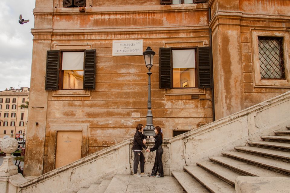 Rome: Romantic Photoshoot at Spanish Steps and Pincio - Unforgettable Romantic Experience