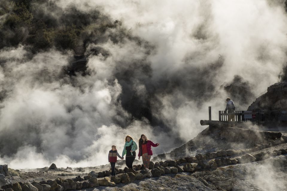 Rotorua: Hells Gate Geothermal Walk - Geothermal Walking Route