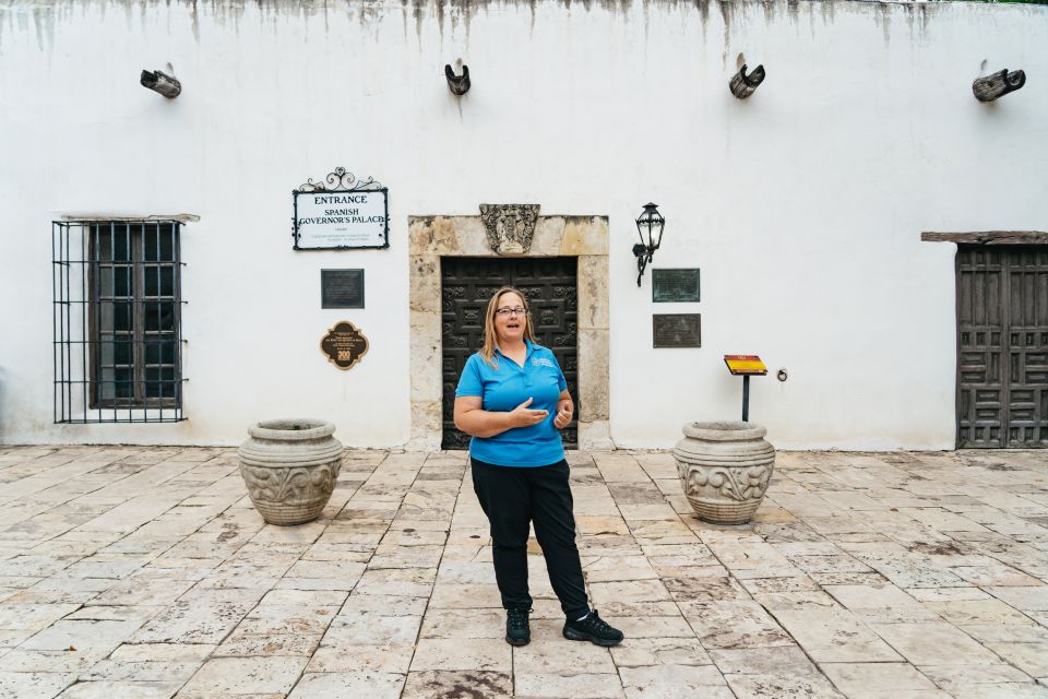 San Antonio: Heart of Old San Antonio Walking Tour - Meeting Point and Transportation Options