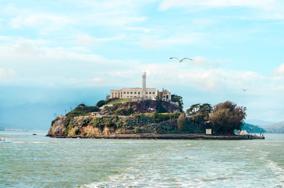 San Francisco: Hop-On Hop-Off Bus With Ferry & Alcatraz Tour - Redeeming the Voucher