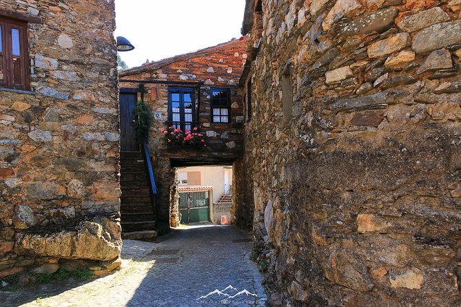 Schist Villages at Lousa Mountain - Highlights of the Schist Villages