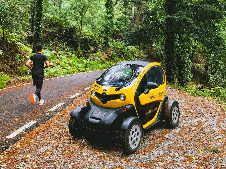 Sintra: 4 MAJOR Monuments Tour E-Car With GPS Audio Guide - Briefing and Assistance for Vehicle Use