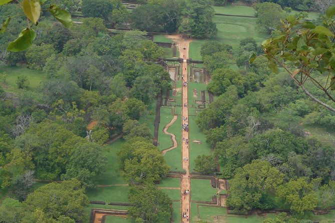 Sri Lanka Tour in 8 Days - Logistics and Accessibility