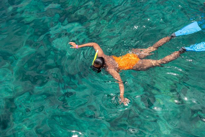 St Kitts Deluxe Catamaran Snorkeling Tour With Lunch - Booking and Accessibility