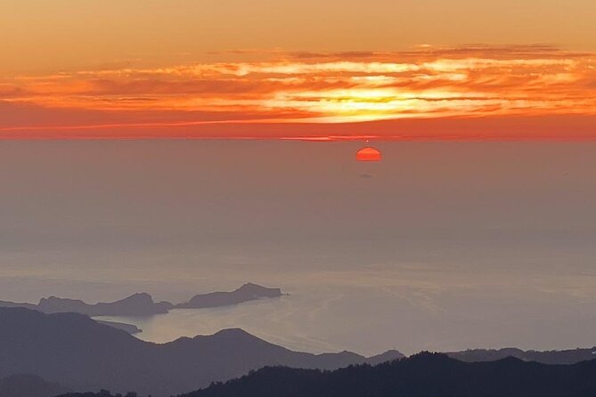 Sunrise Self-Guided Hike From Pico Do Arieiro to Pico Ruivo - Safety Considerations
