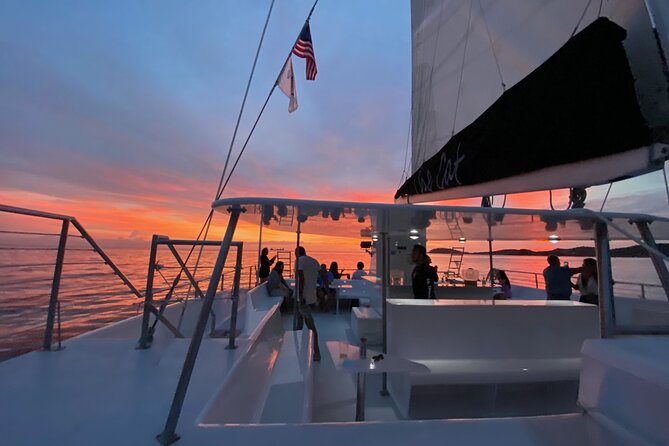 Sunset Sail With Cocktails and Appetizers - Capacity and Group Size