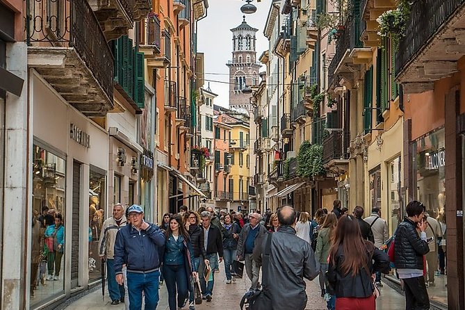 Tour to Discover the Unique History of Verona, the City of Art - Navigating the Pickup Service and Meeting Point
