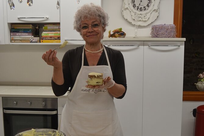 Traditional Home Cooking Experience in Venice - Booking and Cancellation Policy