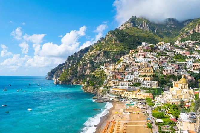 Transfer From Naples to Positano/Sorrento via Pompeii or Reverse - Gratuity and Additional Charges