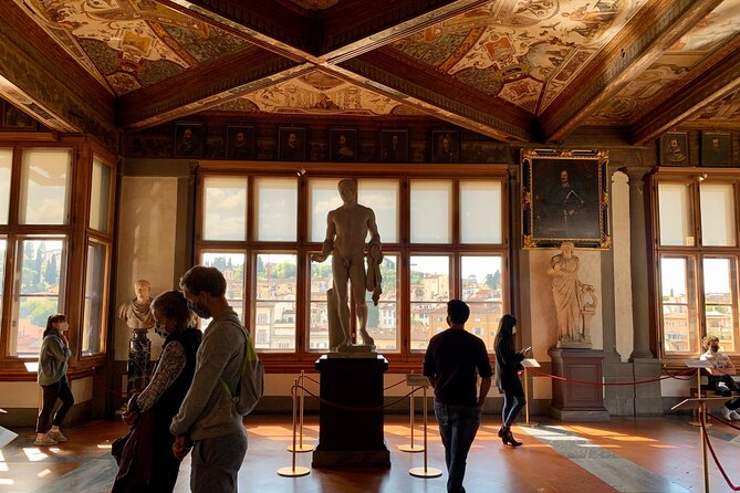 Uffizi Gallery Small Group Guided Tour - Small Group Experience