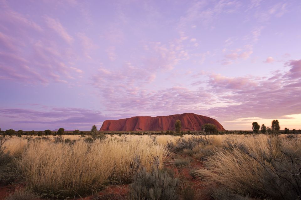 Uluru: Sacred Sites & Sunset Tour With Wine & Cheeseboard - Dress Code and Footwear