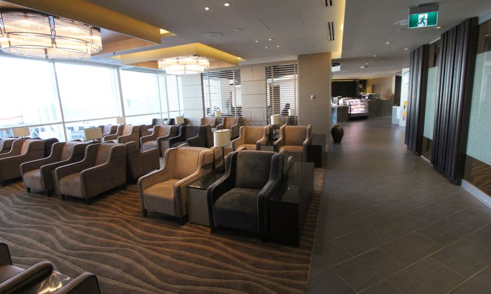 Vancouver International Airport (YVR): Premium Lounge Entry - Domestic Departures Lounges