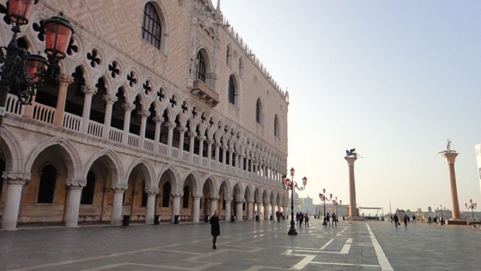 Venice: Doges Palace and Basilica Skip-the-Line Guided Tour - St. Marks Basilica