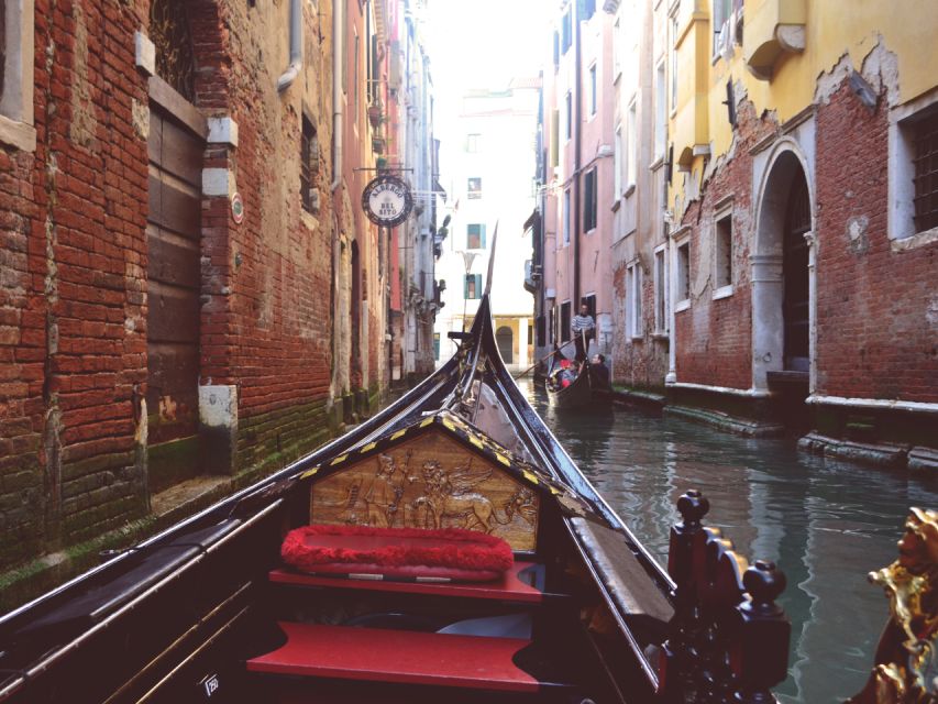 Venice: Full Day Tour With Gondola, Doges Palace & Basilica - Venetian Spritz Experience