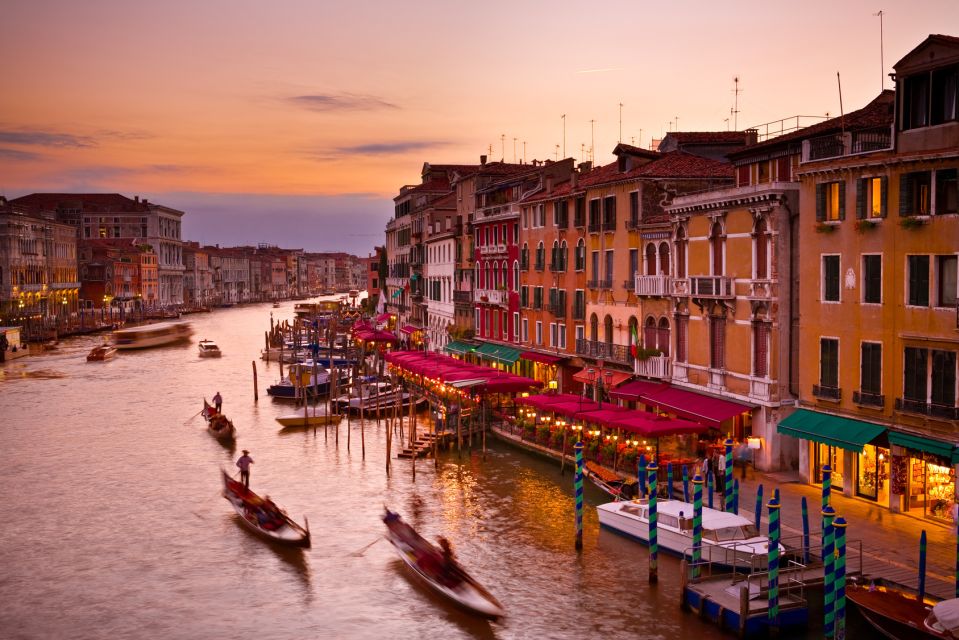 Venice: Grand Canal Private Gondola Ride and Serenade - Not Suitable for Certain Groups