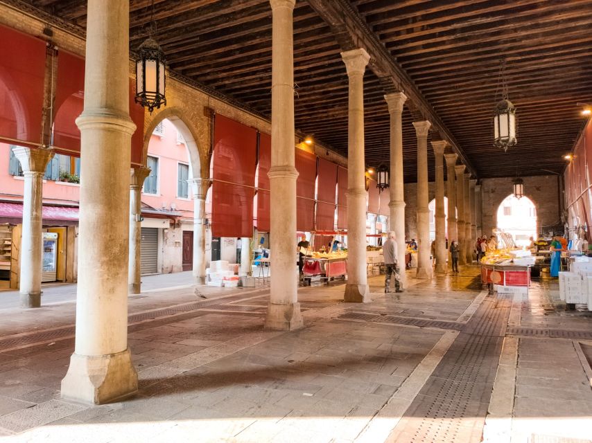 Venice: Hidden Corners Rialto Market - Languages Offered