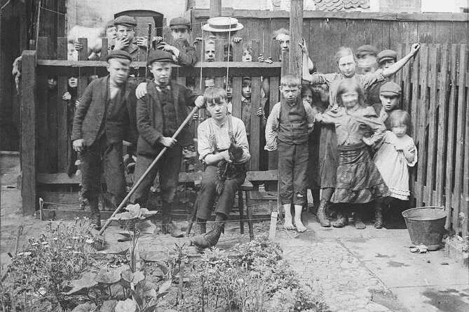 Walking Tour Around Spitalfields in the East End of London - Accessibility and Transportation Considerations