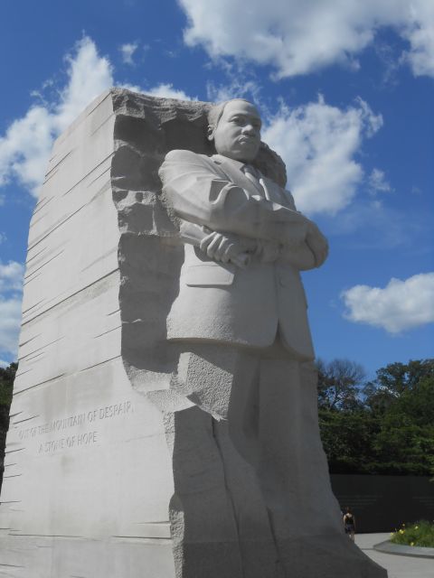 Washington Monuments Self-Guided Walking Tour Scavenger Hunt - Completing the Varied Challenges